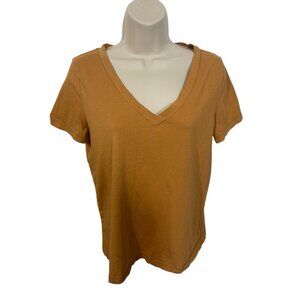 GAP Women's Size Small Organically Grown 100% Cotton V-Neck Tee in Dark Orange